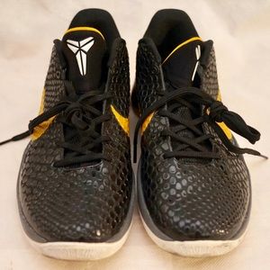 black mamba kobe shoes